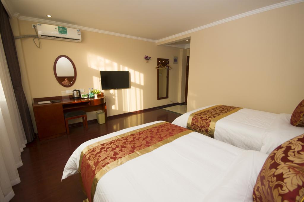 Greentree Inn Zhejiang Jiaxing West Zhongshan Road Vintage Car Building Express Hotel Exterior foto